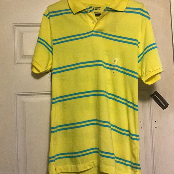 Old navy polo shirt size S/P - Picture 2 of 4